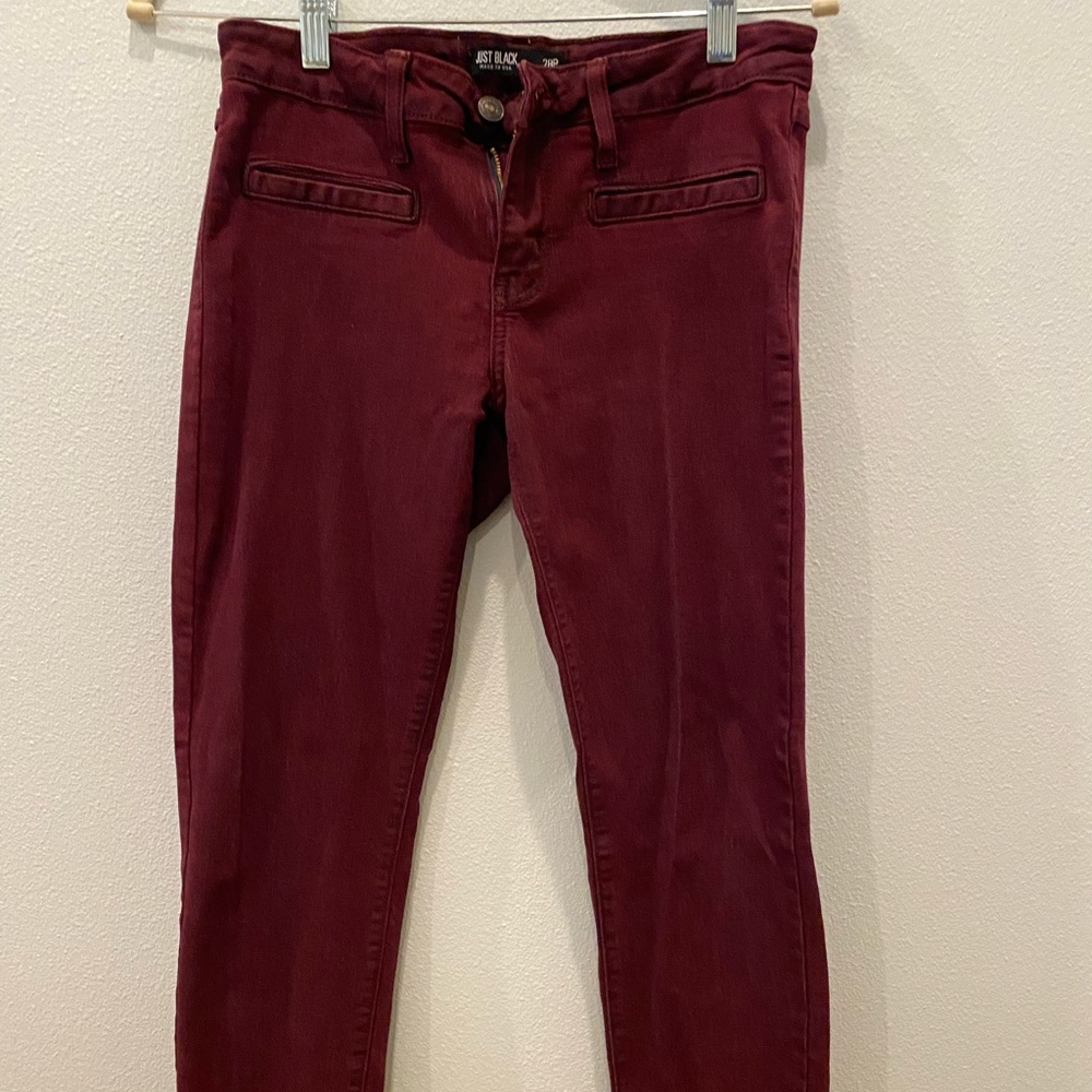 Brand: Just Black. Burgundy skinny pants. Size 28P